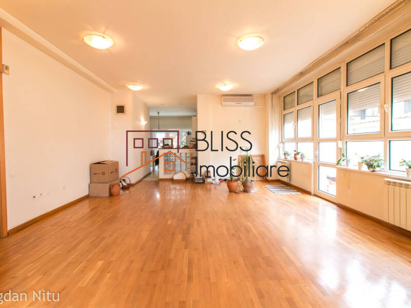 Vila de Inchiriat Piata Victoriei - 5 Camere - ID:48007 | Bliss Imobiliare / Photo 1 - BLISS Imobiliare