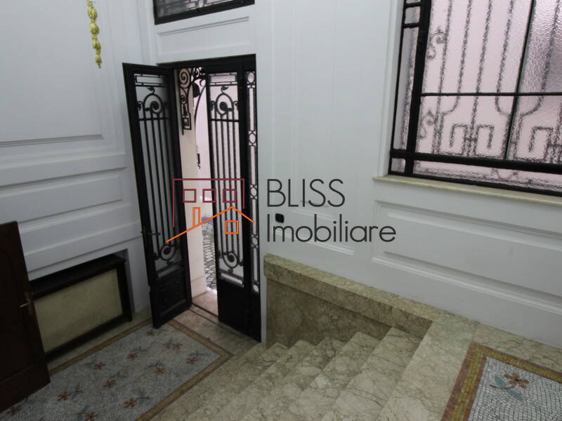 Vila de Inchiriat KM 0 | Ultracentral - 15 Camere - ID:33691 | Bliss Imobiliare / Photo 13 - BLISS Imobiliare