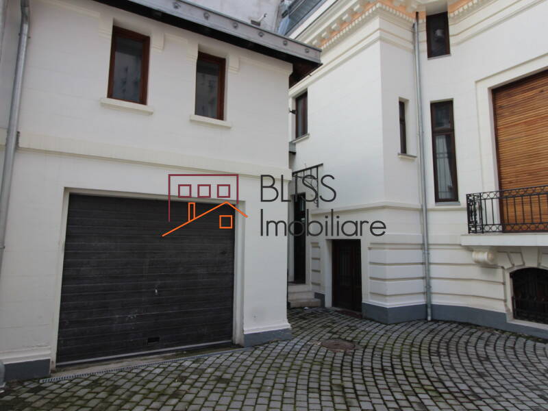 Vila de Inchiriat KM 0 | Ultracentral - 15 Camere - ID:33691 | Bliss Imobiliare / Photo 11 - BLISS Imobiliare