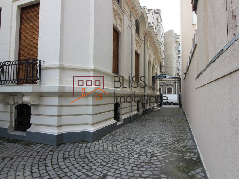 Vila de Inchiriat KM 0 | Ultracentral - 15 Camere - ID:33691 | Bliss Imobiliare / Photo 6 - BLISS Imobiliare