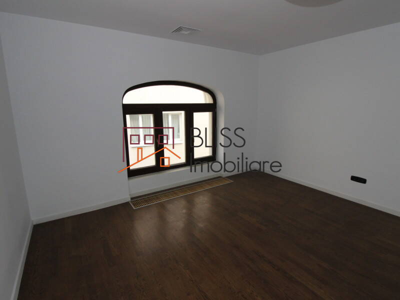 Vila de Inchiriat KM 0 | Ultracentral - 15 Camere - ID:33691 | Bliss Imobiliare / Photo 52 - BLISS Imobiliare