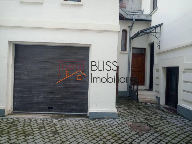 Vila de Inchiriat KM 0 | Ultracentral - 15 Camere - ID:33691 | Bliss Imobiliare / Photo 7 - BLISS Imobiliare