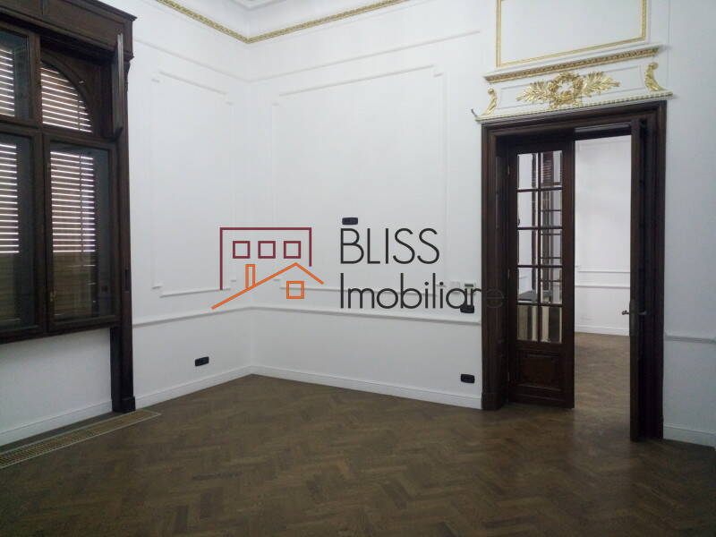 Vila de Inchiriat KM 0 | Ultracentral - 15 Camere - ID:33691 | Bliss Imobiliare / Photo 20 - BLISS Imobiliare