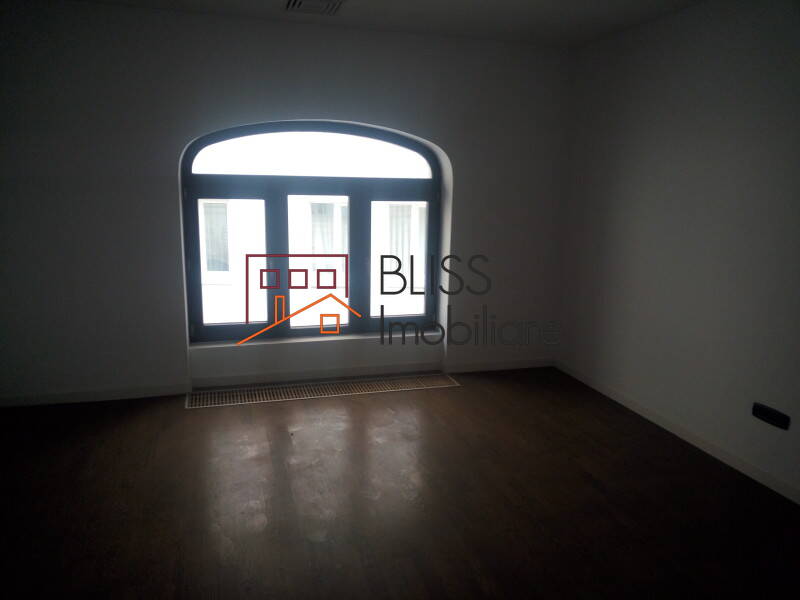 Vila de Inchiriat KM 0 | Ultracentral - 15 Camere - ID:33691 | Bliss Imobiliare / Photo 116 - BLISS Imobiliare