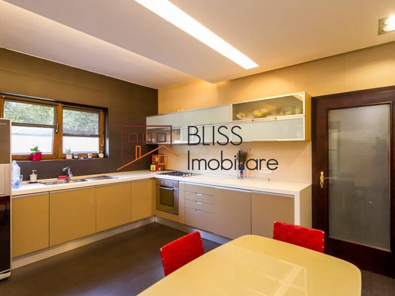 Vila Cu 6 Camere | Bliss Imobiliare / Photo 16 - BLISS Imobiliare