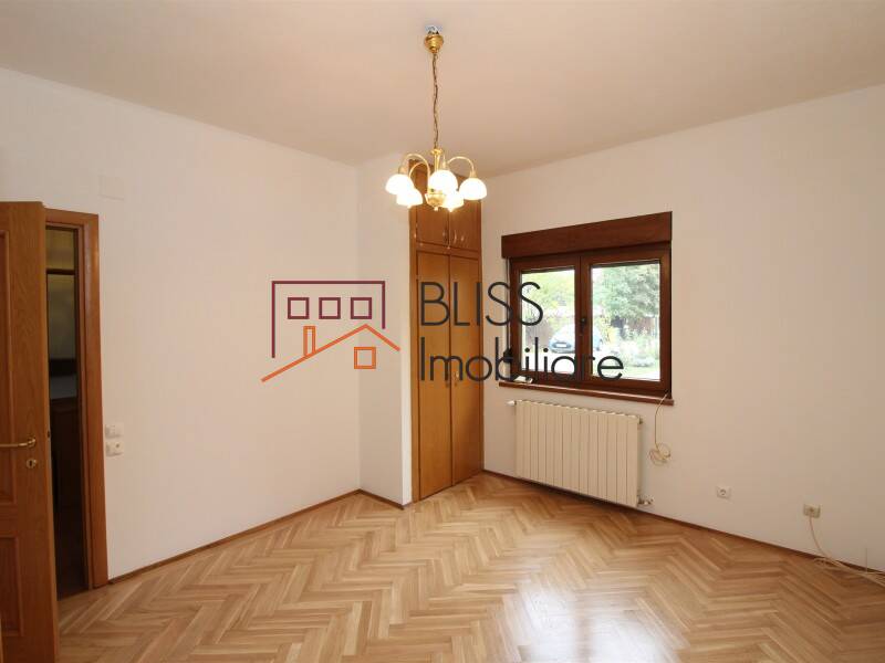 Vila 335mp Cu 6 Camere Si Gradina | Bliss Imobiliare / Photo 15 - BLISS Imobiliare