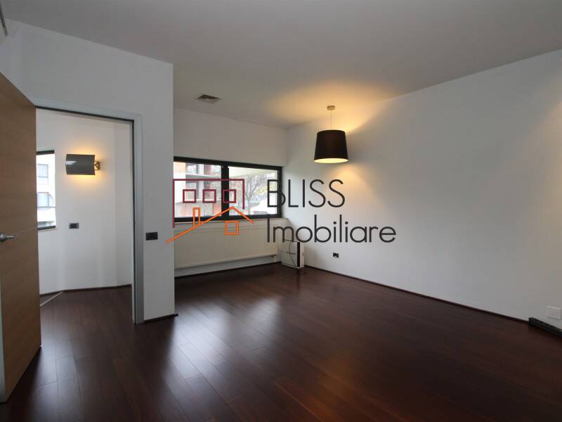 Vila Cu 6 Camere | Bliss Imobiliare / Photo 13 - BLISS Imobiliare