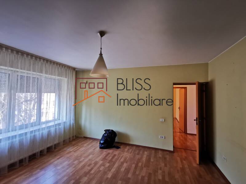 Vila Cu 9 Camere | Bliss Imobiliare / Photo 35 - BLISS Imobiliare