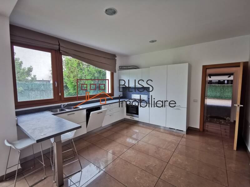 Vila Cu 5 Camere | Bliss Imobiliare / Photo 10 - BLISS Imobiliare