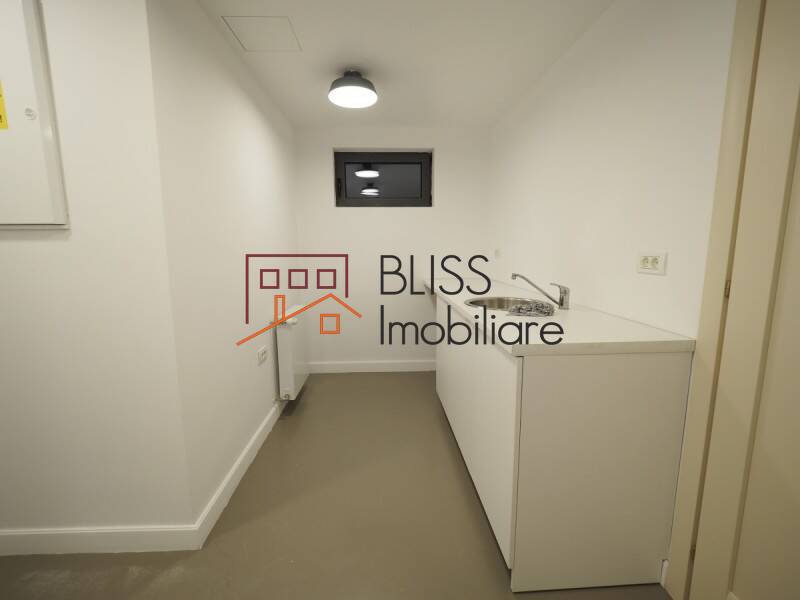 Vila Cu 5 Camere | Bliss Imobiliare / Photo 12 - BLISS Imobiliare