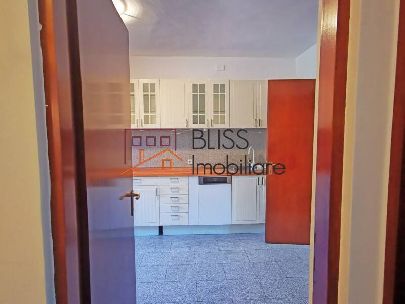 Vila Cu 6 Camere | Bliss Imobiliare / Photo 12 - BLISS Imobiliare