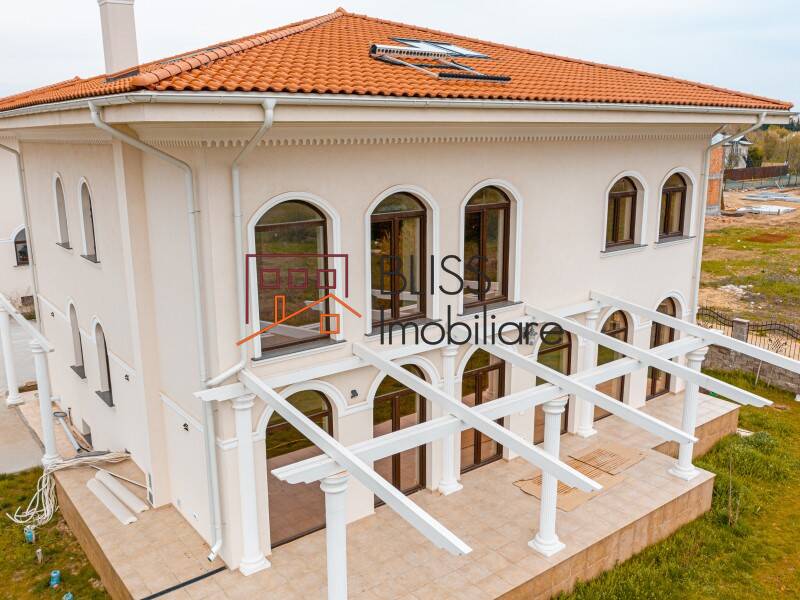 Vila Spatioasa Cu 7 Camere Si Teren De 928 Mp | Bliss Imobiliare / Photo 1 - BLISS Imobiliare