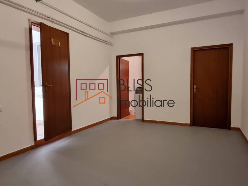 Vila 6 Dormitoare Si Piscina Privata Iancu Nicolae Pipera | Bliss Imobiliare / Photo 22 - BLISS Imobiliare