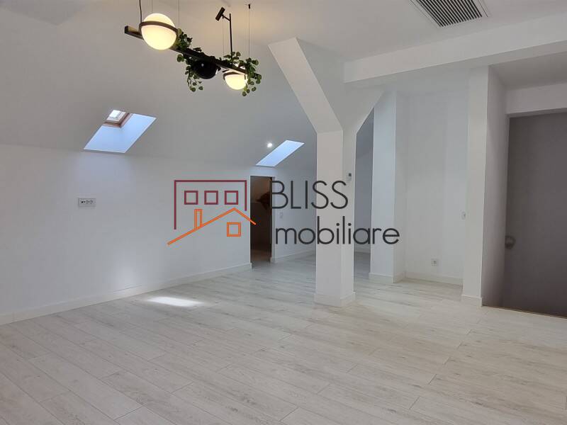 Vila Cu 5 Camere Si Gradina In Pipera | Bliss Imobiliare / Photo 48 - BLISS Imobiliare